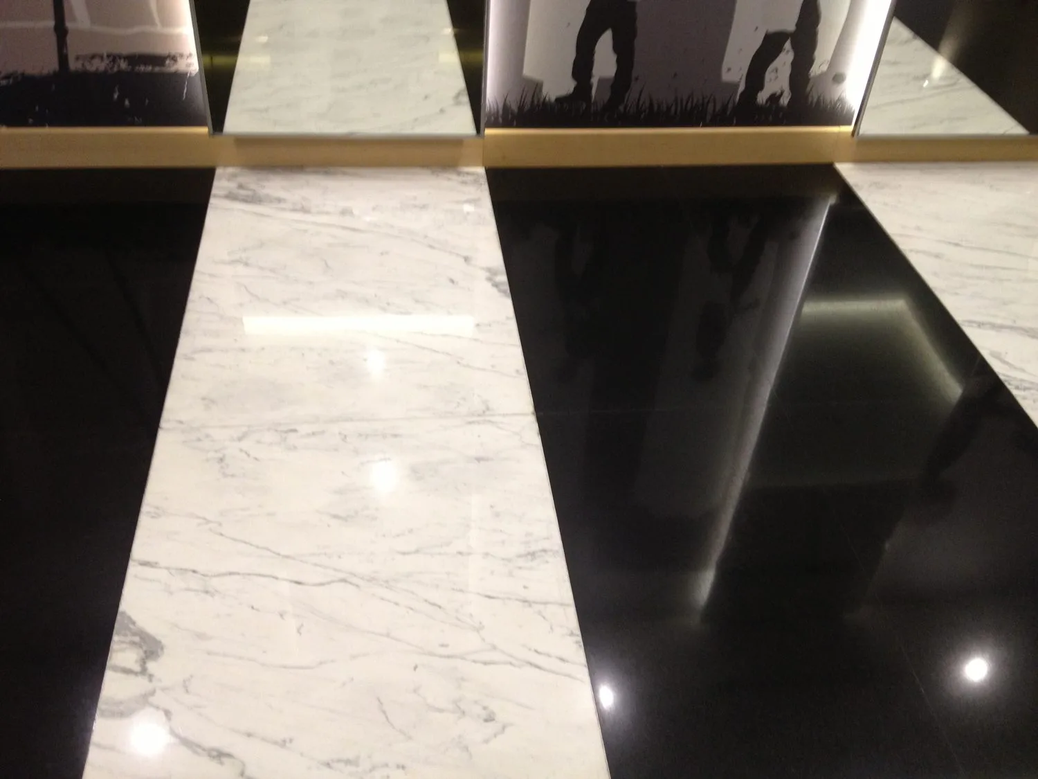 Bagno in marmo e pietra naturale · Marmi di Carrara · lavoro 41