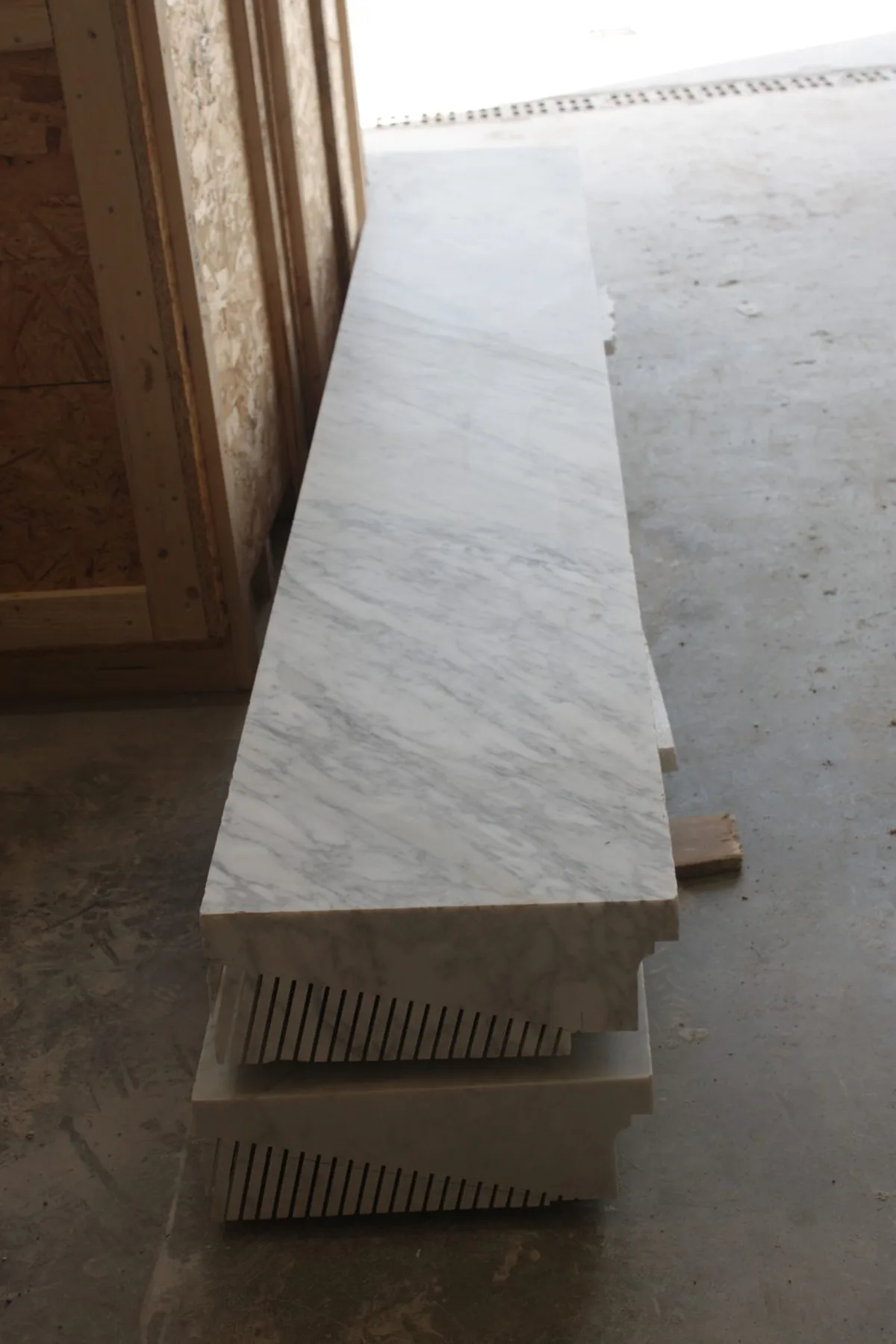 Scala in marmo e pietra naturale · Marmi di Carrara · lavoro 7