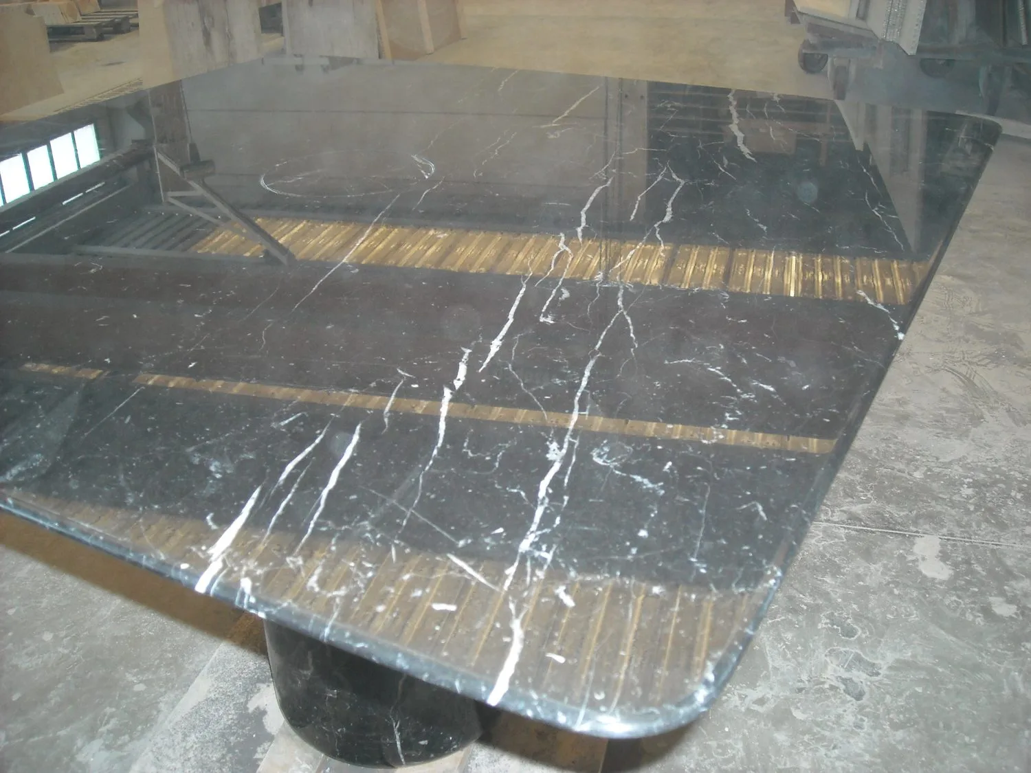 Arredo in marmo e pietra naturale · Marmi di Carrara · lavoro 11