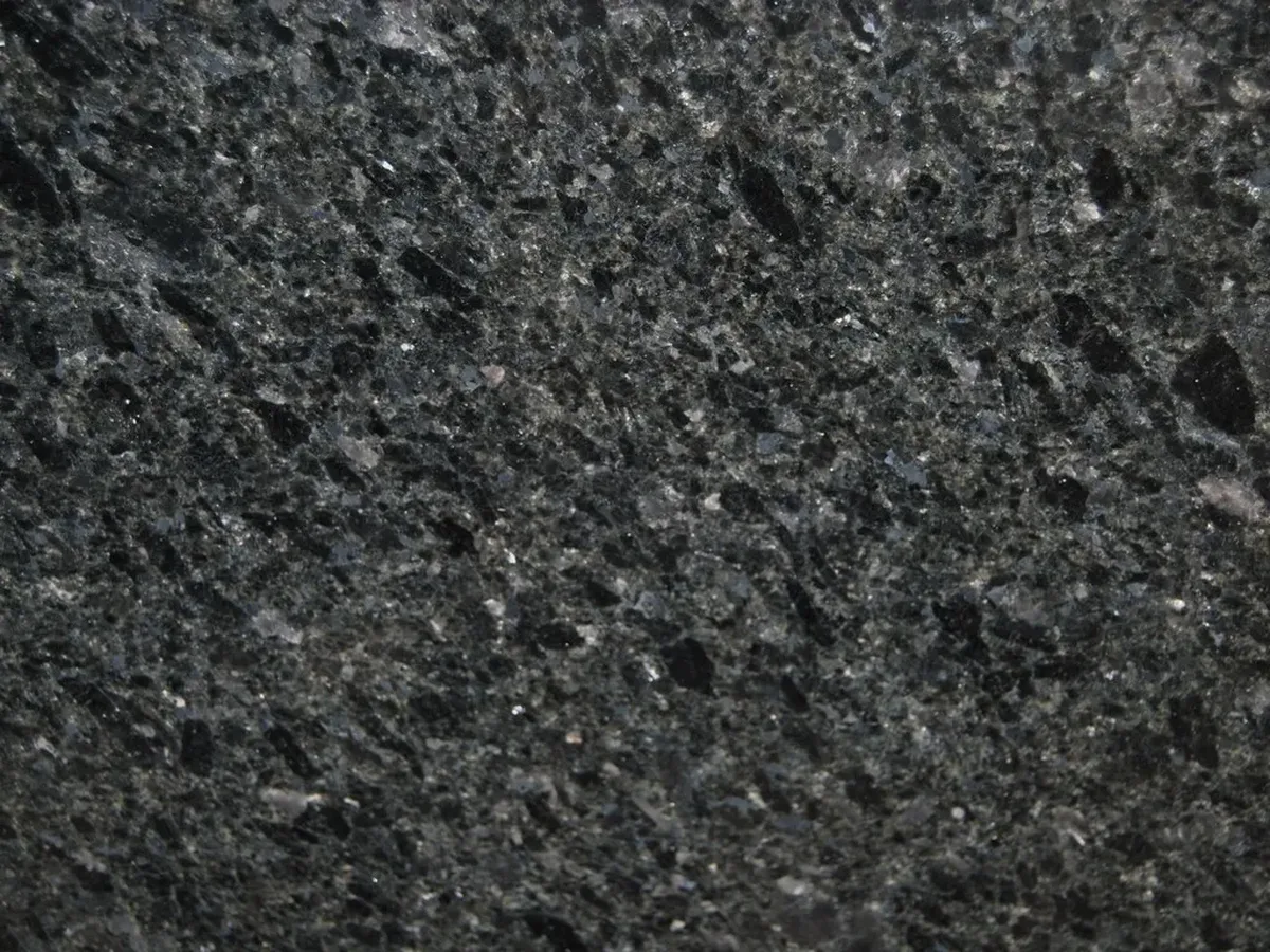 Angola Black Blue Moon · granit