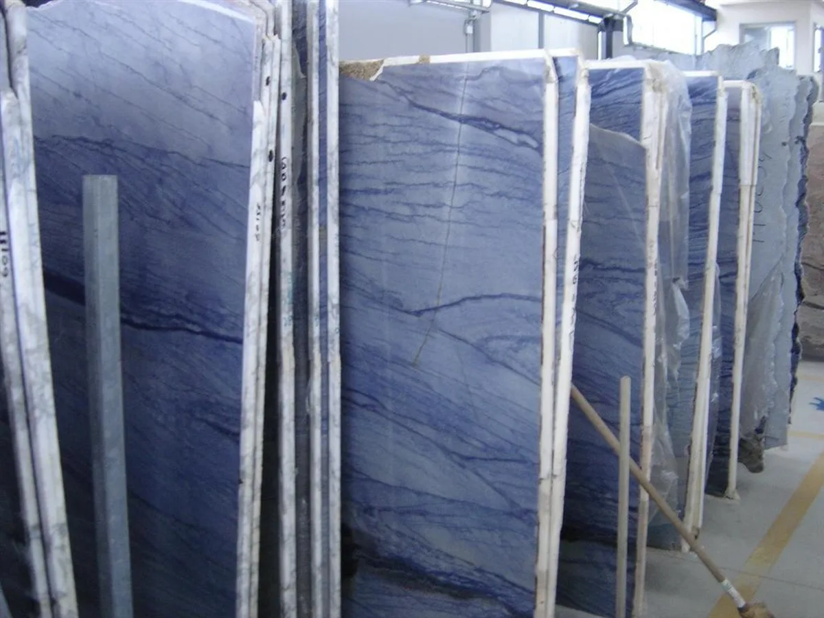 Azul Bochira · marm