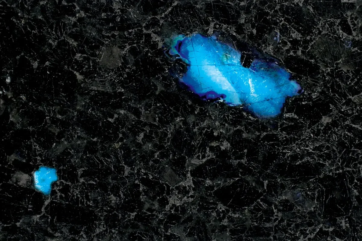 Blue Spectrolite · pietre semipreziose