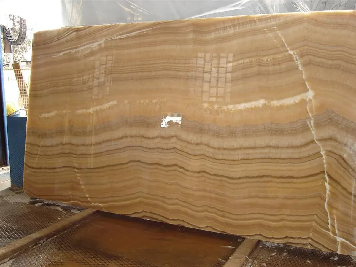 Honey Onyx · onice · lastra · foto 2
