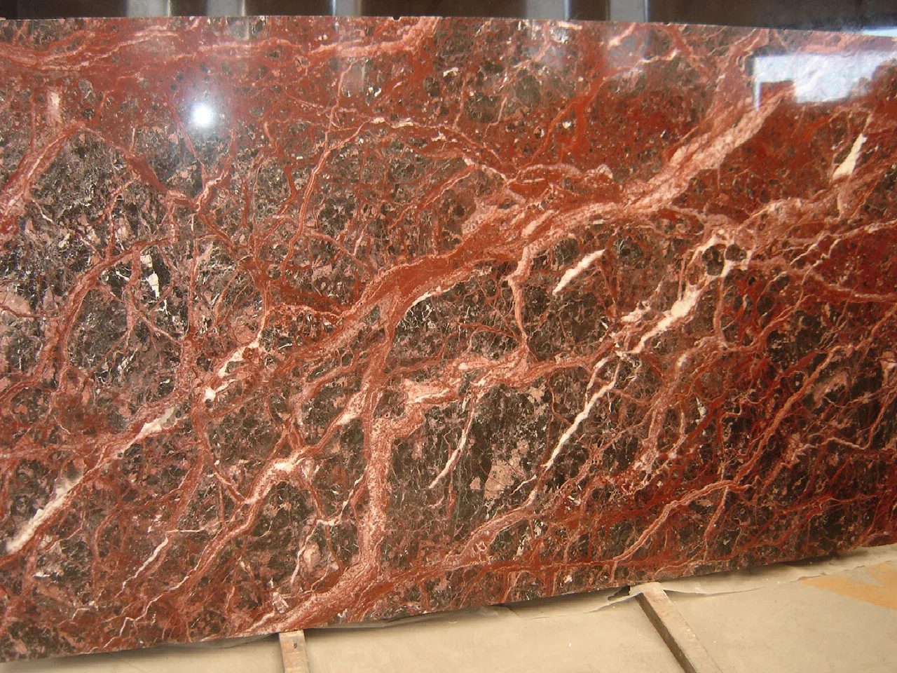 Rosso Erika · granito · lastra · foto 3