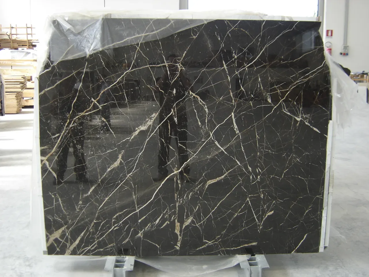 Saint Laurent · marmo · lastra · foto 4