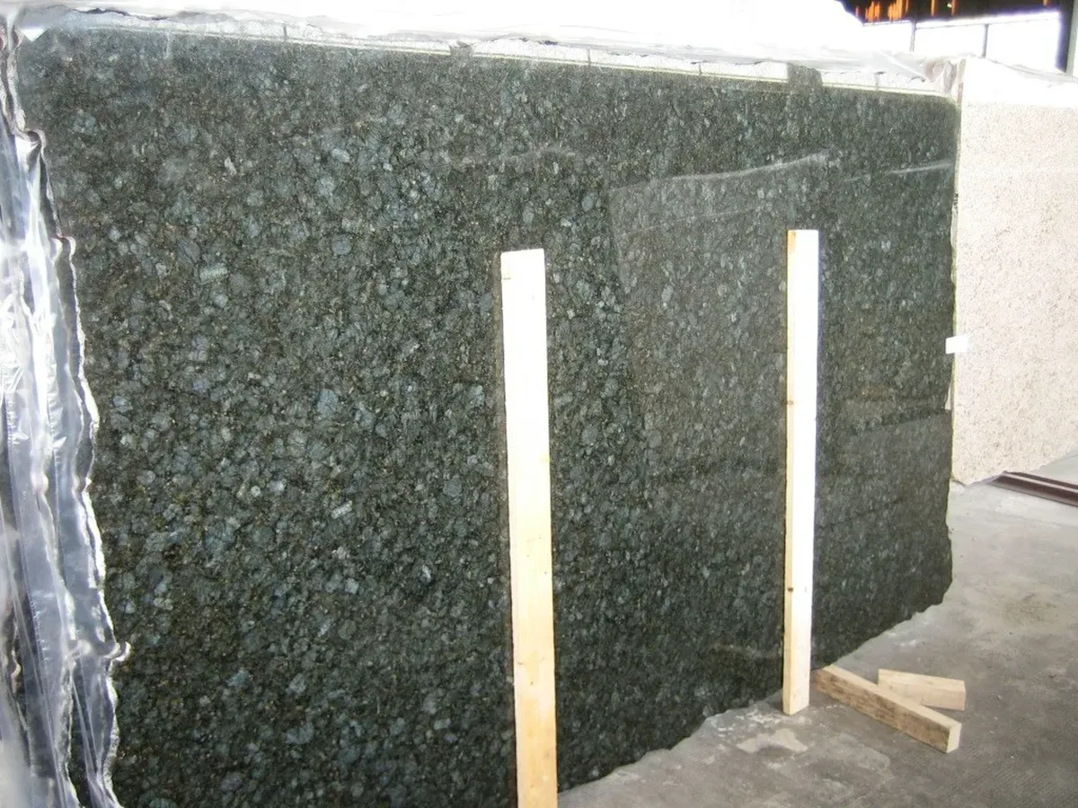 Verde Kiwi · granit