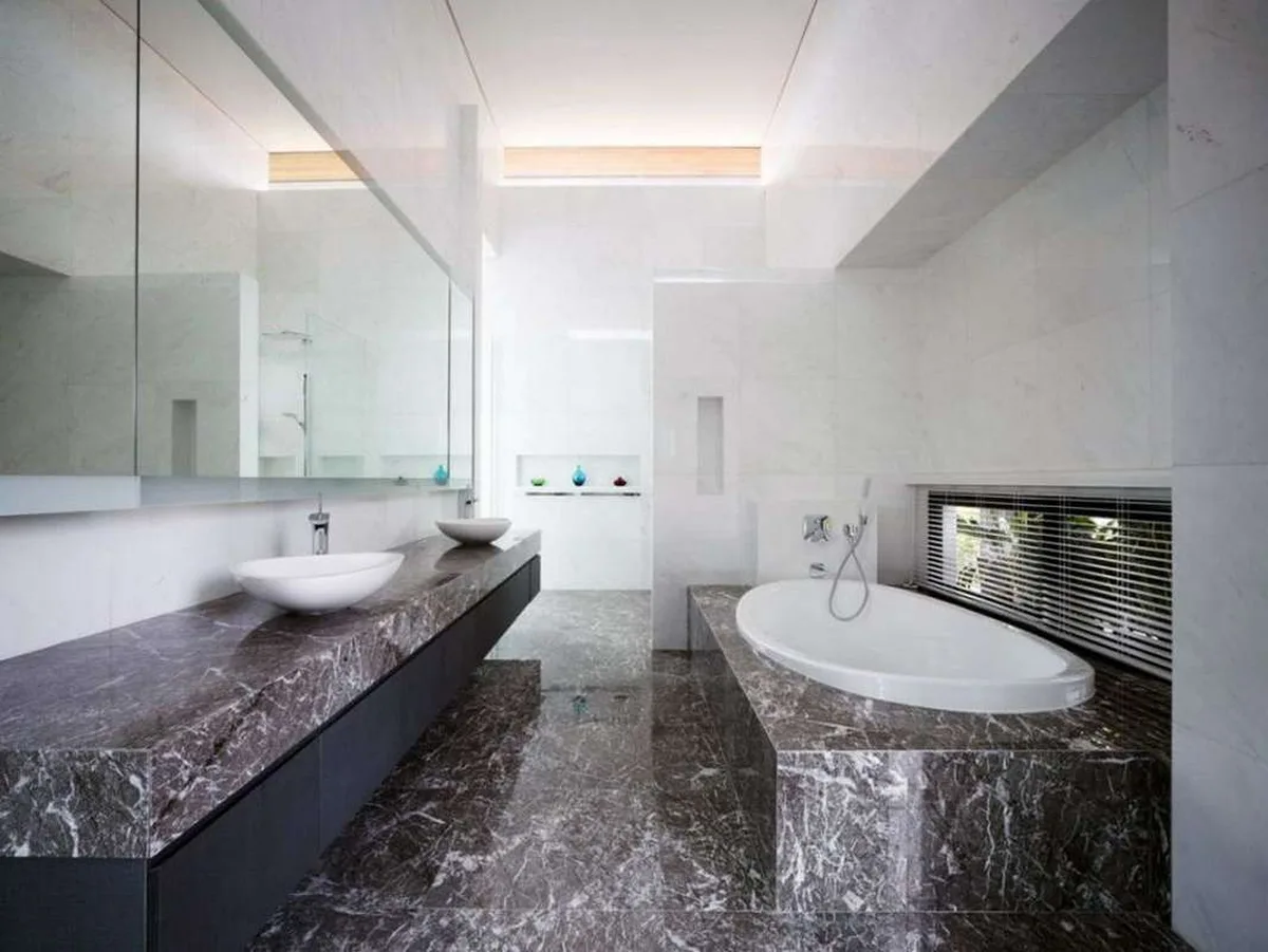 Bagni in marmo e pietra naturale · Marmi di Carrara · progetto 5