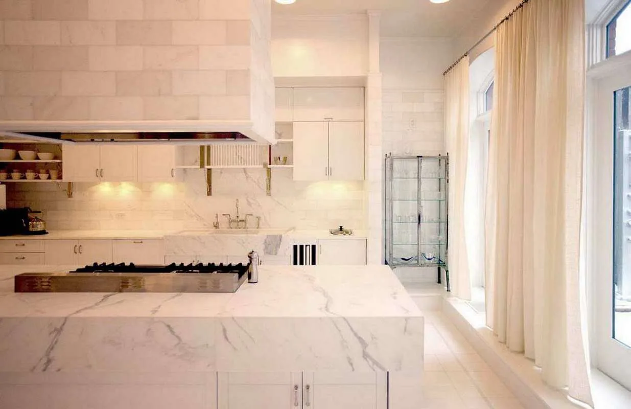 Cucine in marmo e pietra naturale · Marmi di Carrara · progetto 9