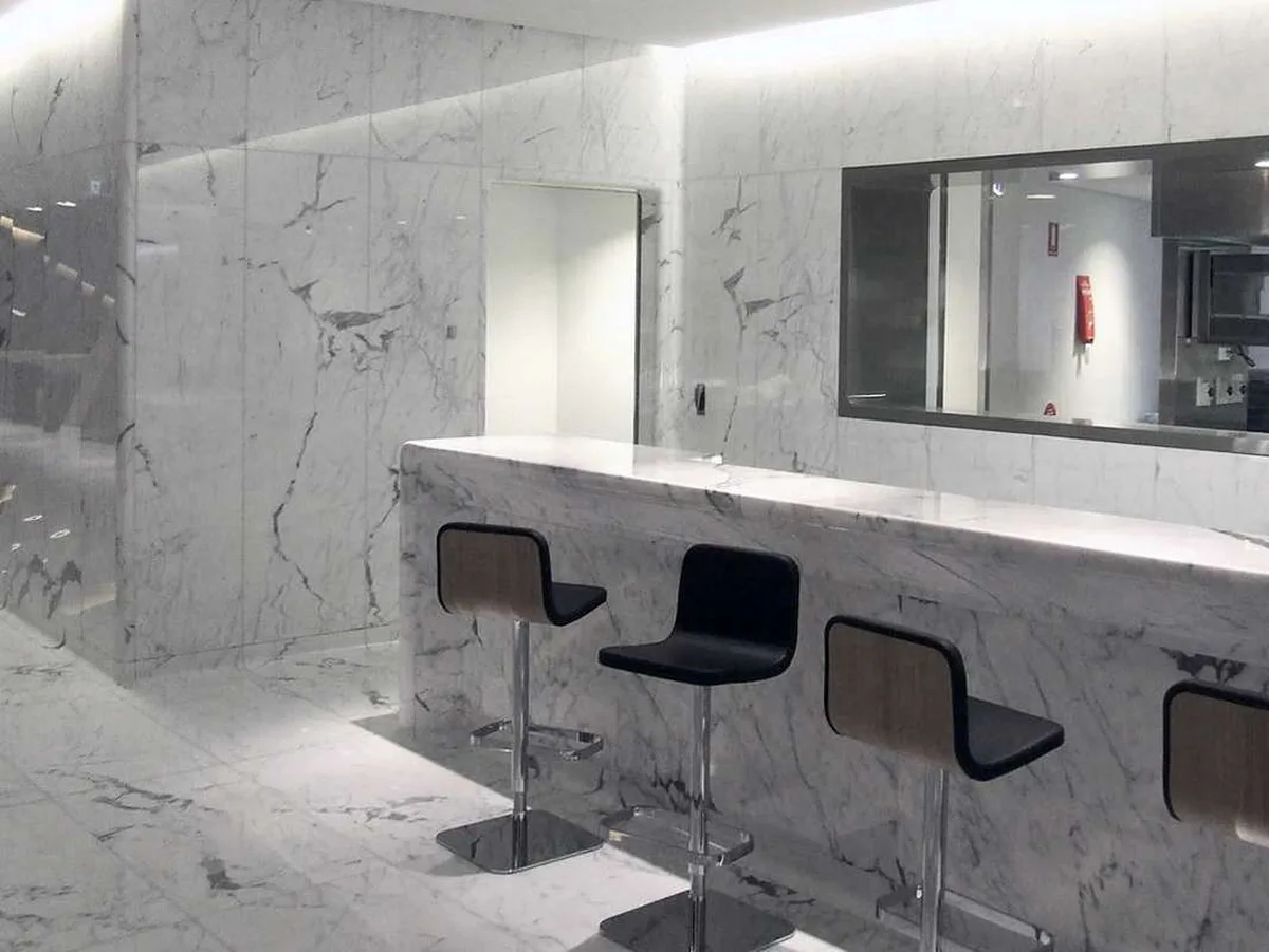 Cucine in marmo e pietra naturale · Marmi di Carrara · progetto 12